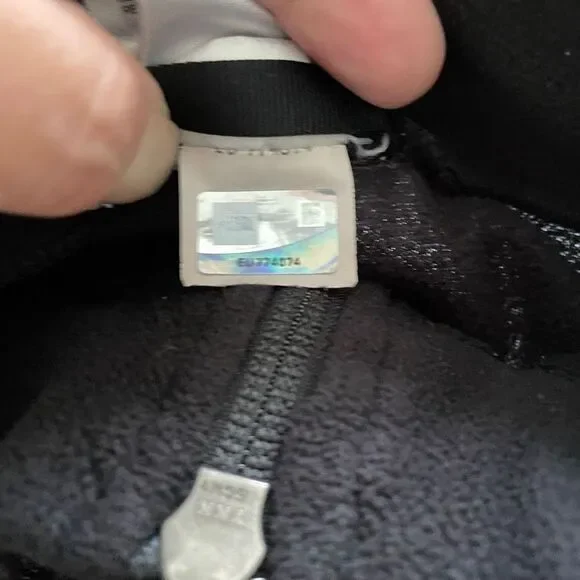 The North Face Big Kids’ Glacier ¼-Zip Pullover In Black Size Large 14/16 - Picture 8 of 8